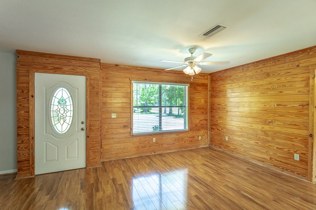 842 C C Land Road Eastpoint, FL 32328 - Photo 8 of 30