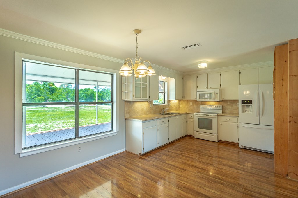 842 C C Land Road Eastpoint, FL 32328 - Photo 9 of 30