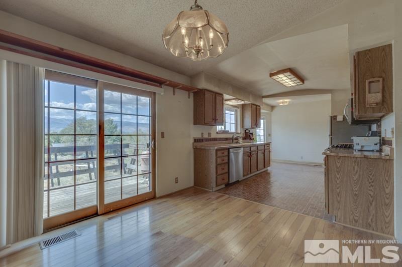13895 Virginia Foothills Drive Reno, NV 89521 - Photo 6 of 18 Photo 6