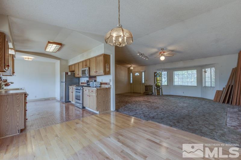 13895 Virginia Foothills Drive Reno, NV 89521 - Photo 8 of 18 Photo 8