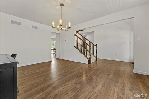 $389,900 | 204 Stone Vw Court, Fenton, MO 63026