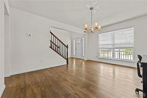 $389,900 | 204 Stone Vw Court, Fenton, MO 63026