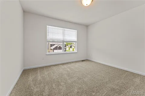 $389,900 | 204 Stone Vw Court, Fenton, MO 63026