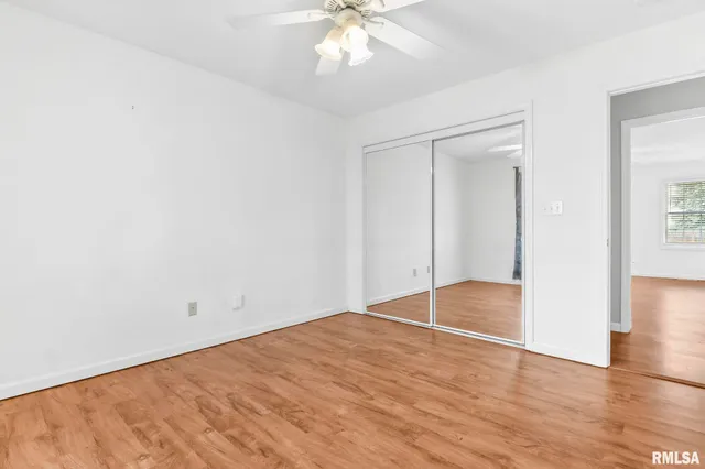 $2,400 | 1419 Redwood Drive, Chatham, IL 62629