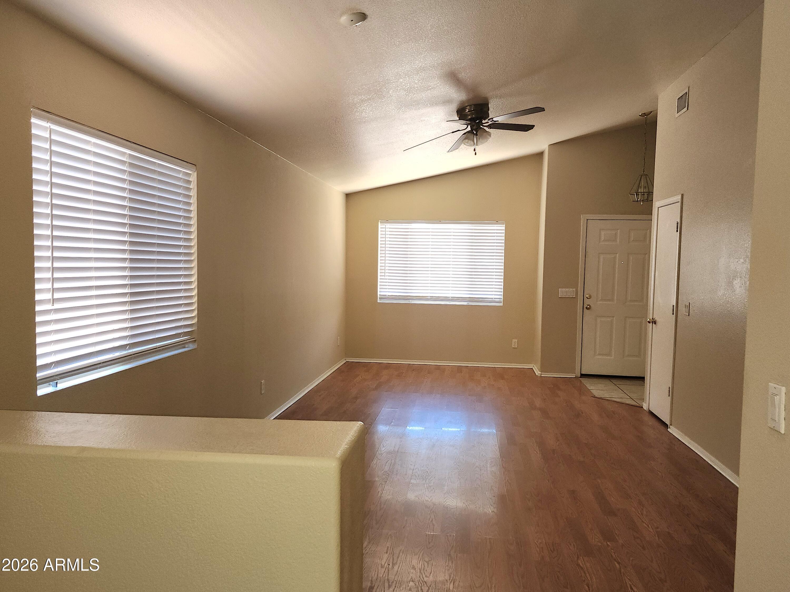 6424 West Saddlehorn Road Phoenix, AZ 85083 - Photo 3 of 21