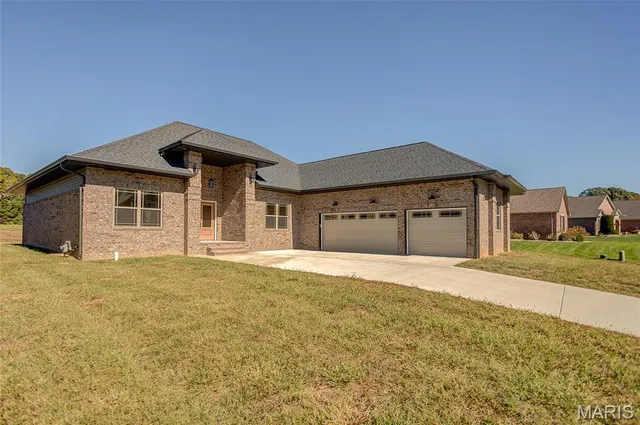 $794,900 | 8629 Savoy Lane, O'Fallon, IL 62269