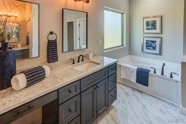 $794,900 | 8629 Savoy Lane, O'Fallon, IL 62269