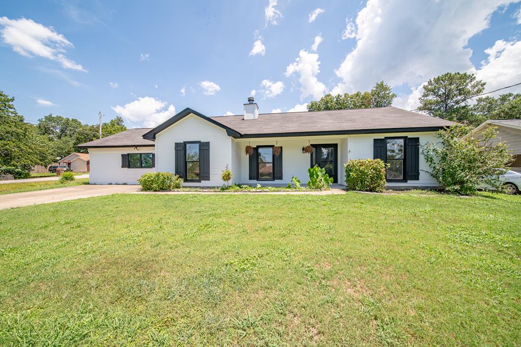 520 Lee Road Phenix City, AL 36870 - Photo 1 of 42 Main View