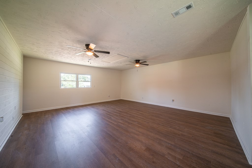 520 Lee Road Phenix City, AL 36870 - Photo 17 of 42
