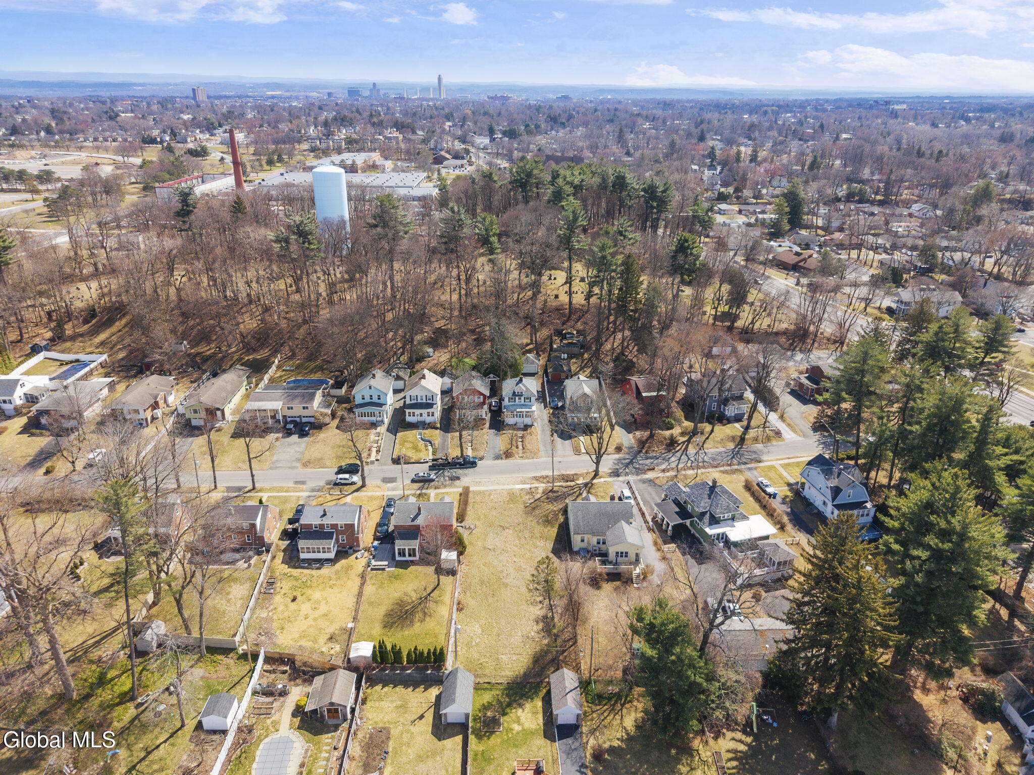 10 Oxford Road Albany, NY 12203 - Photo 3 of 11 3-10_Oxford03