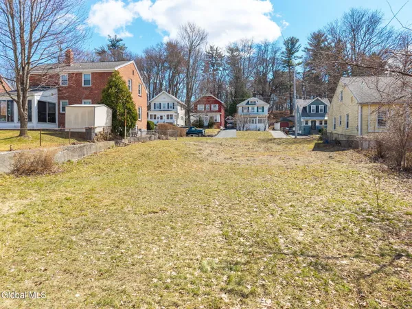 $78,000 | 10 Oxford Road, Albany, NY 12203