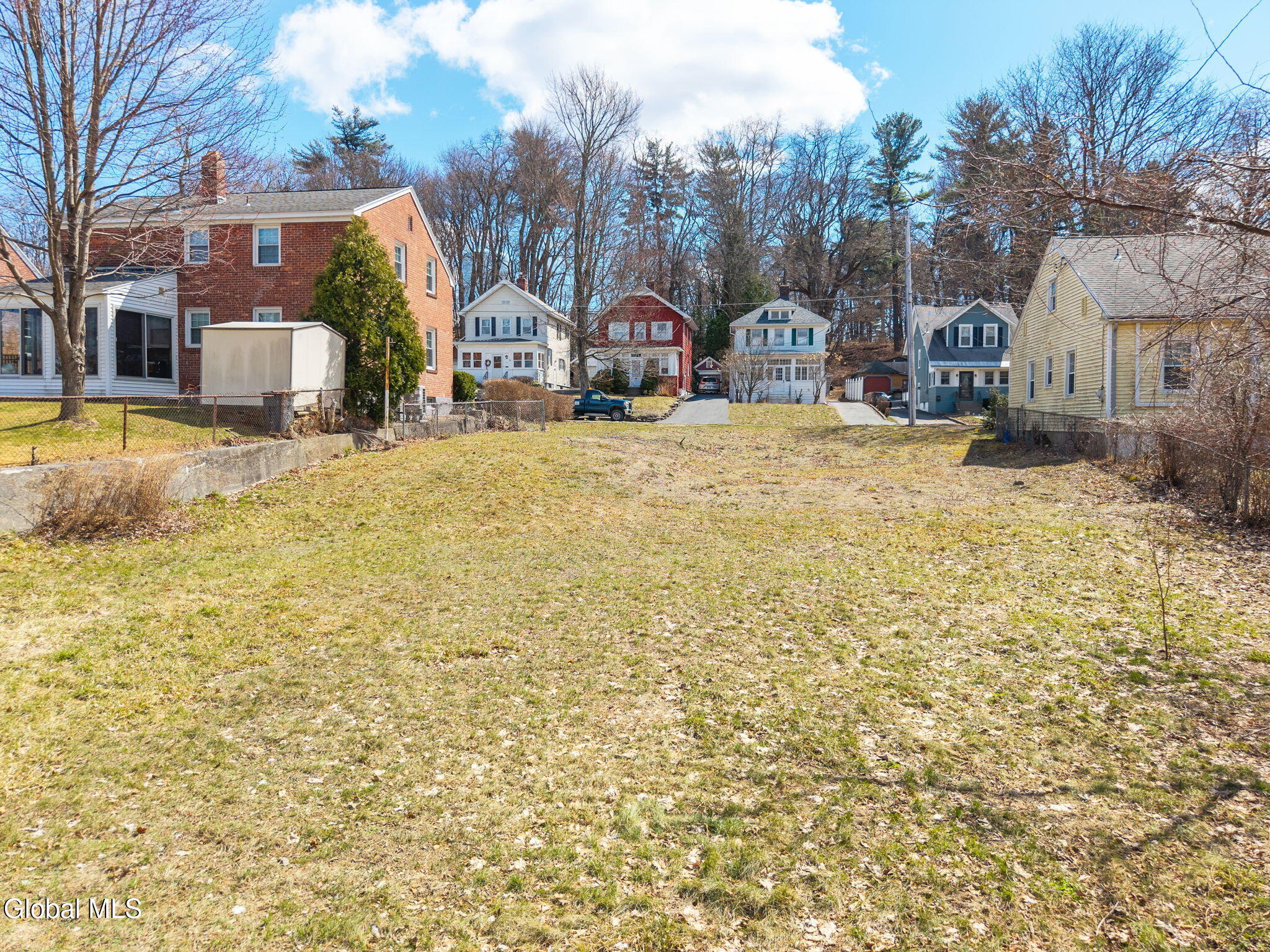 10 Oxford Road Albany, NY 12203 - Photo 6 of 11 6-10_Oxford06