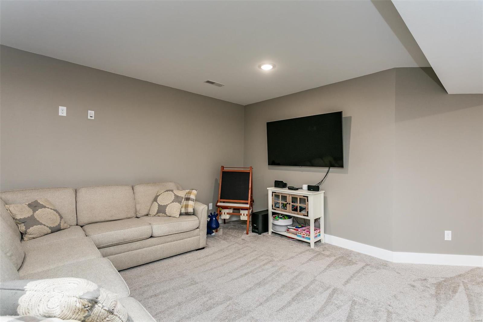 2576 Becker Road Highland, IL 62249 - Photo 21 of 35