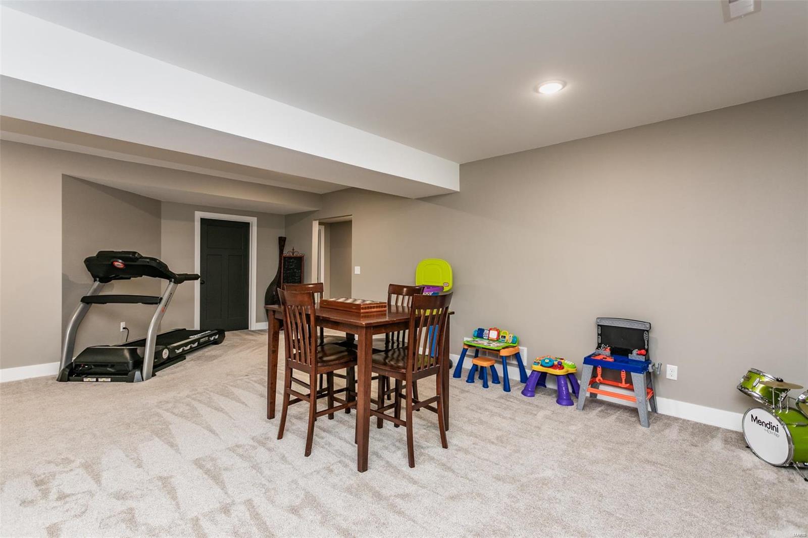 2576 Becker Road Highland, IL 62249 - Photo 22 of 35