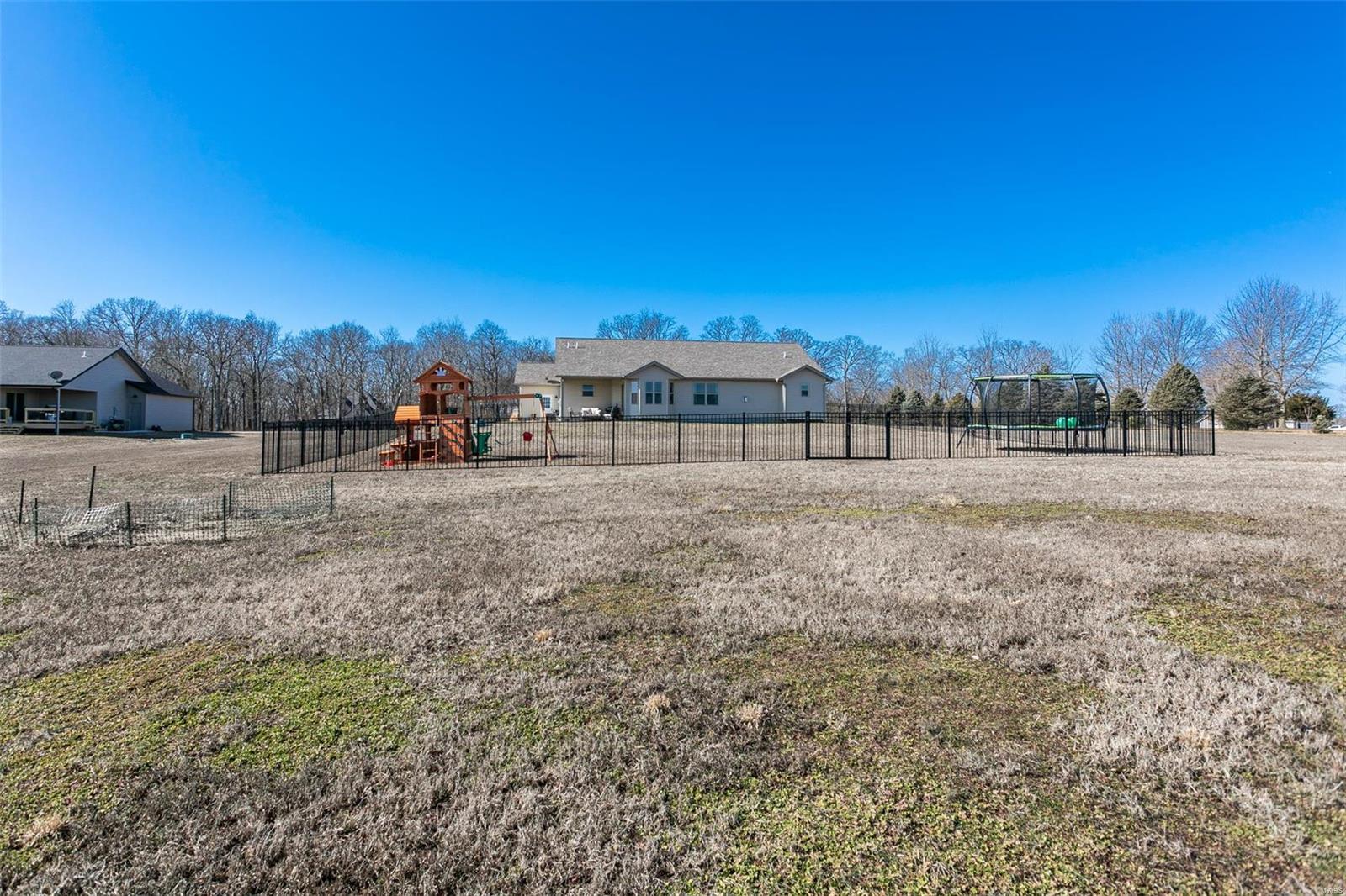 2576 Becker Road Highland, IL 62249 - Photo 34 of 35