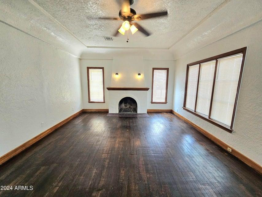 1813 North 11th Street Phoenix, AZ 85006 - Photo 3 of 14 Photo #3
