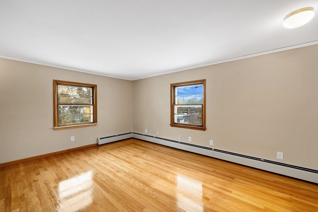6 Cornwall Street Springfield, MA 01104 - Photo 19 of 40 a view of an empty room with a window