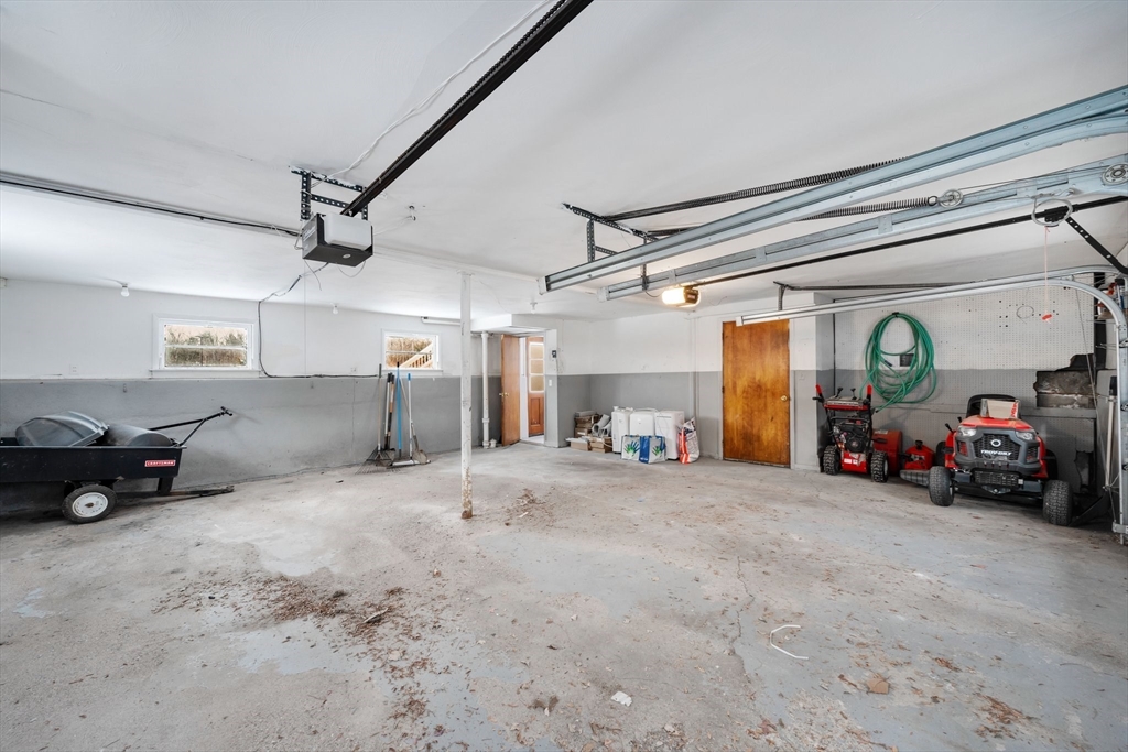 6 Cornwall Street Springfield, MA 01104 - Photo 32 of 40 a view of parking area