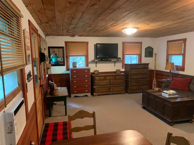 $179,000 | 505 River Road, Pittsburg, NH 03592