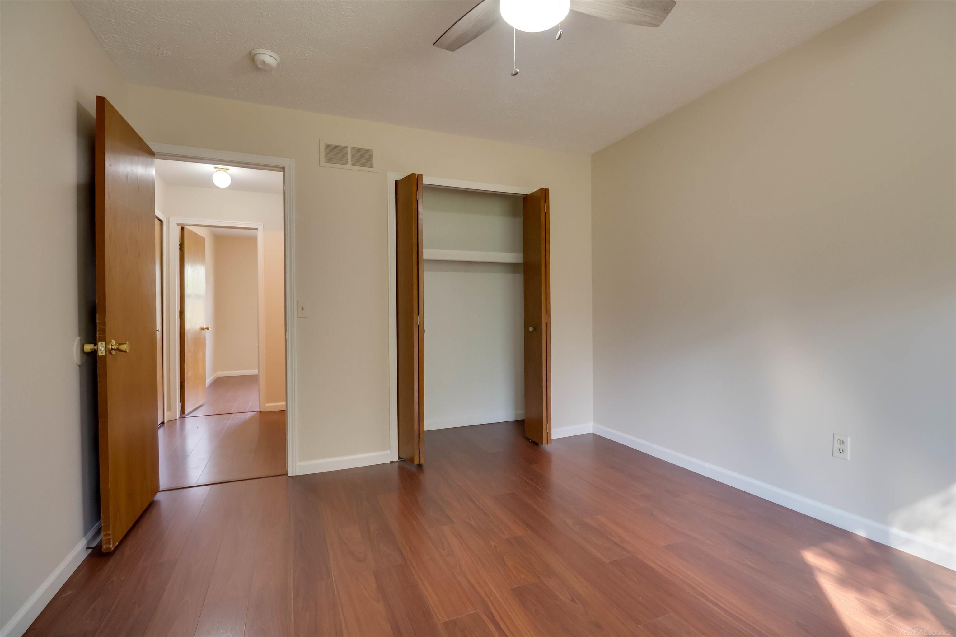 4400 Auburn Road Utica, MI 48317 - Photo 8 of 10