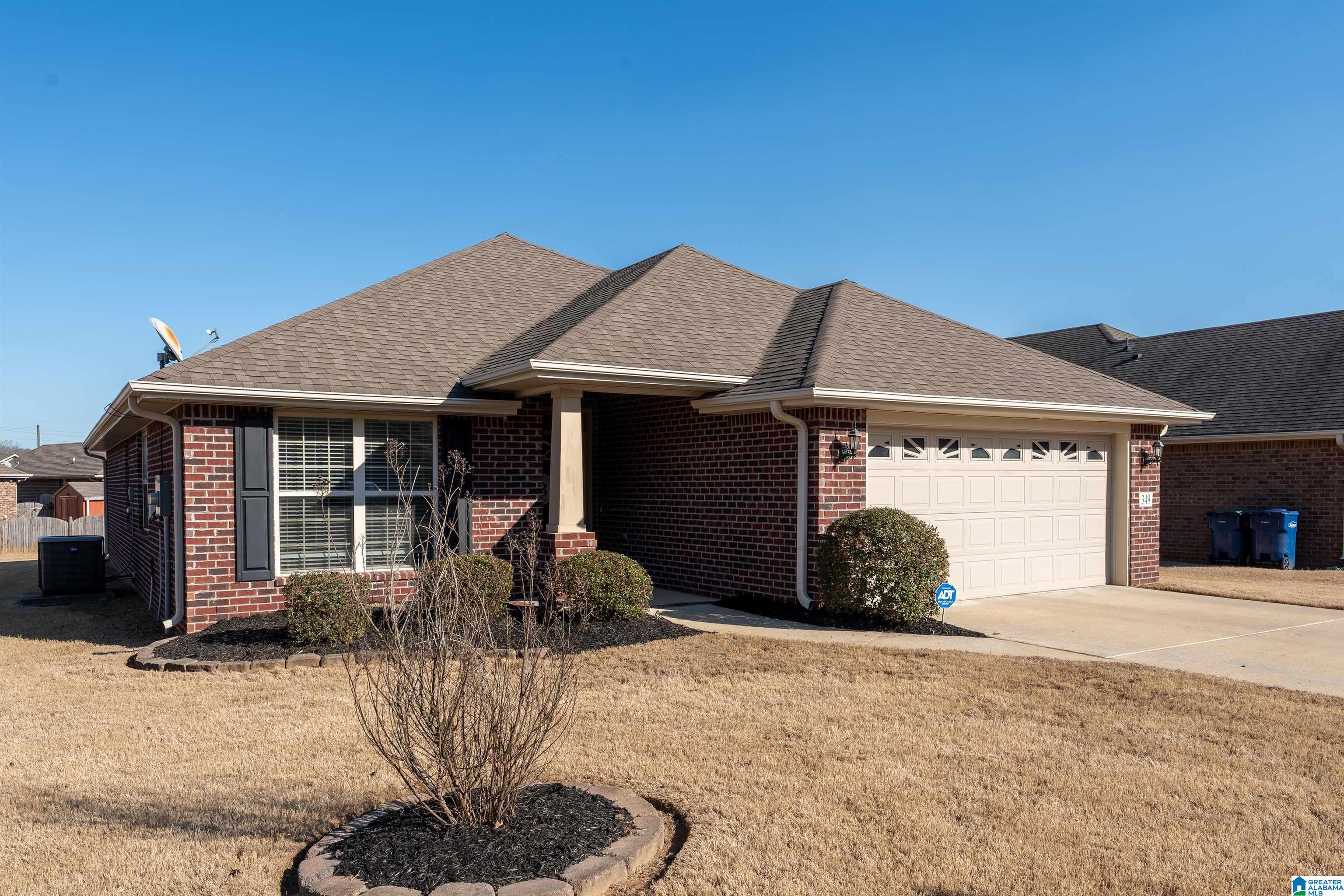 349 Vincent Street Alabaster, AL 35007 - Photo 2 of 27