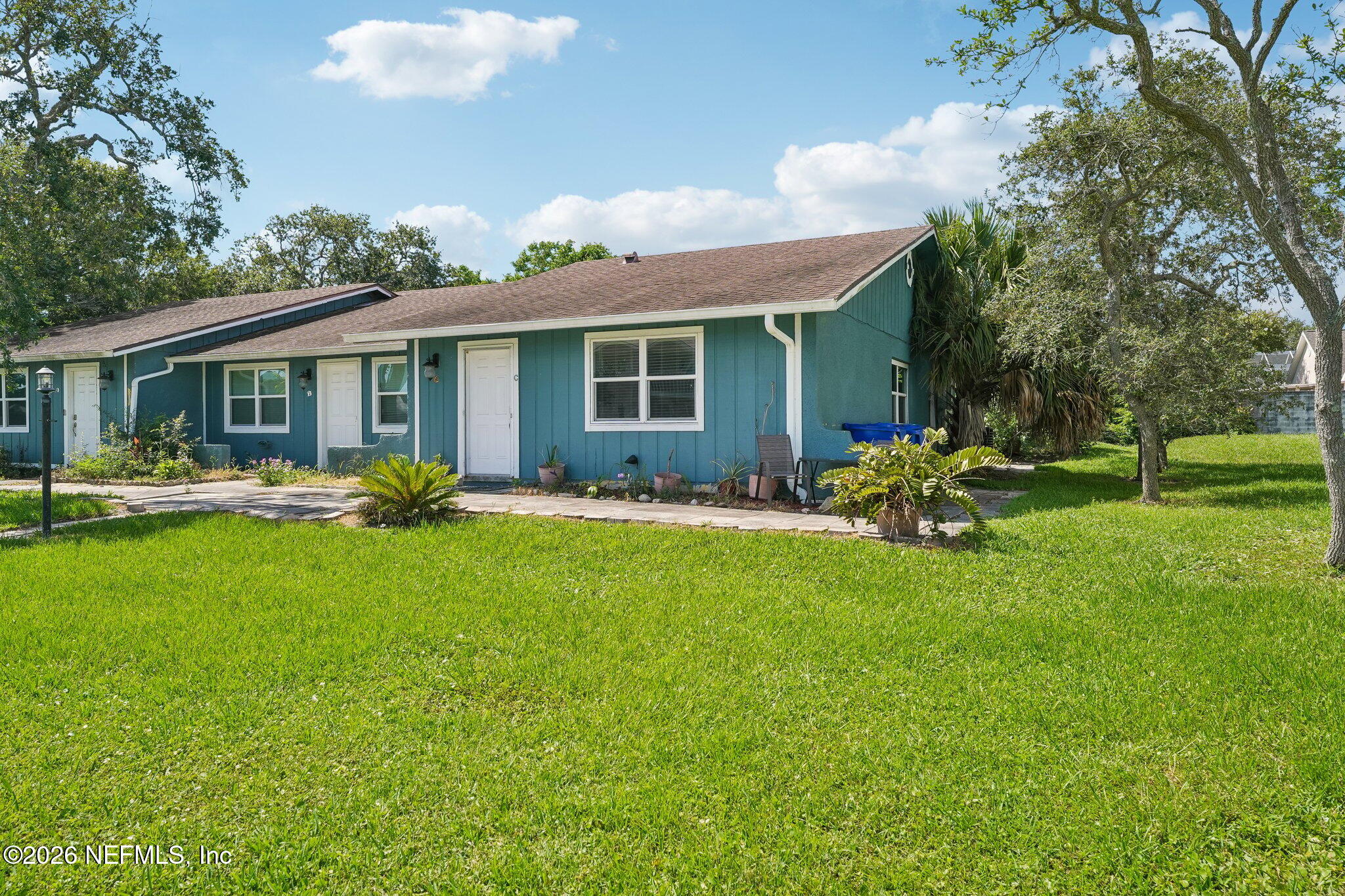 125 Rio Del Mar Street, Unit C St. Augustine, FL 32080 - Photo 2 of 18 End Unit