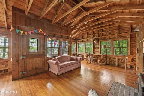 $675,000 | 172 Blythewood Drive, Pittsfield, MA 01201