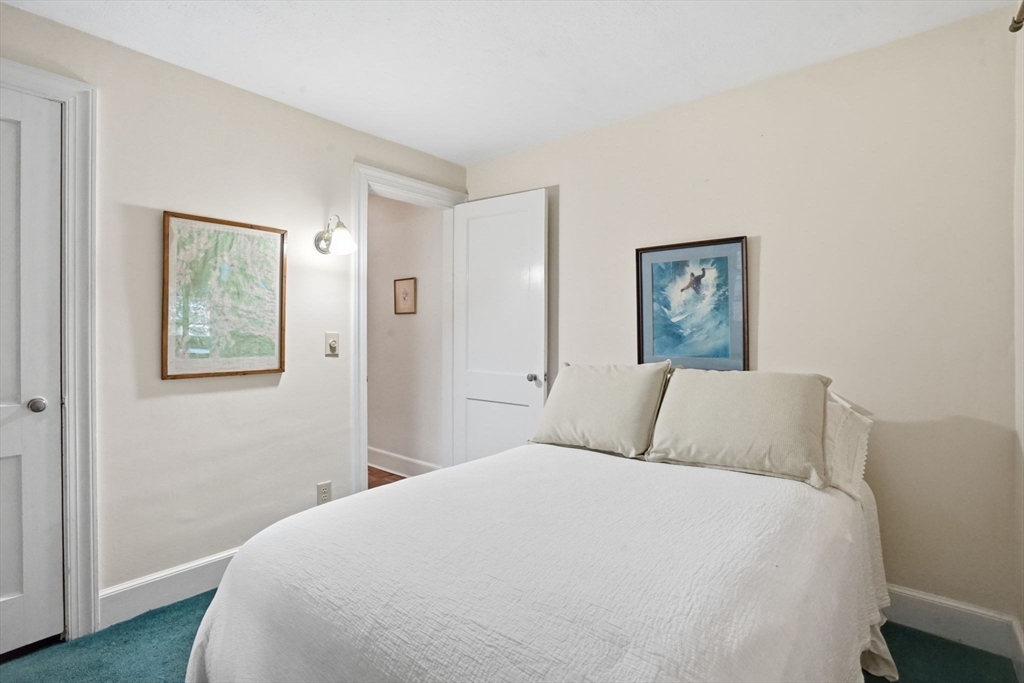 1374 Plumtree Road Springfield, MA 01119 - Photo 19 of 35 Gallery Image 19
