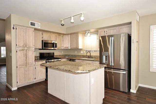 $2,800 | 4591 West Oakland Street, Chandler, AZ 85226