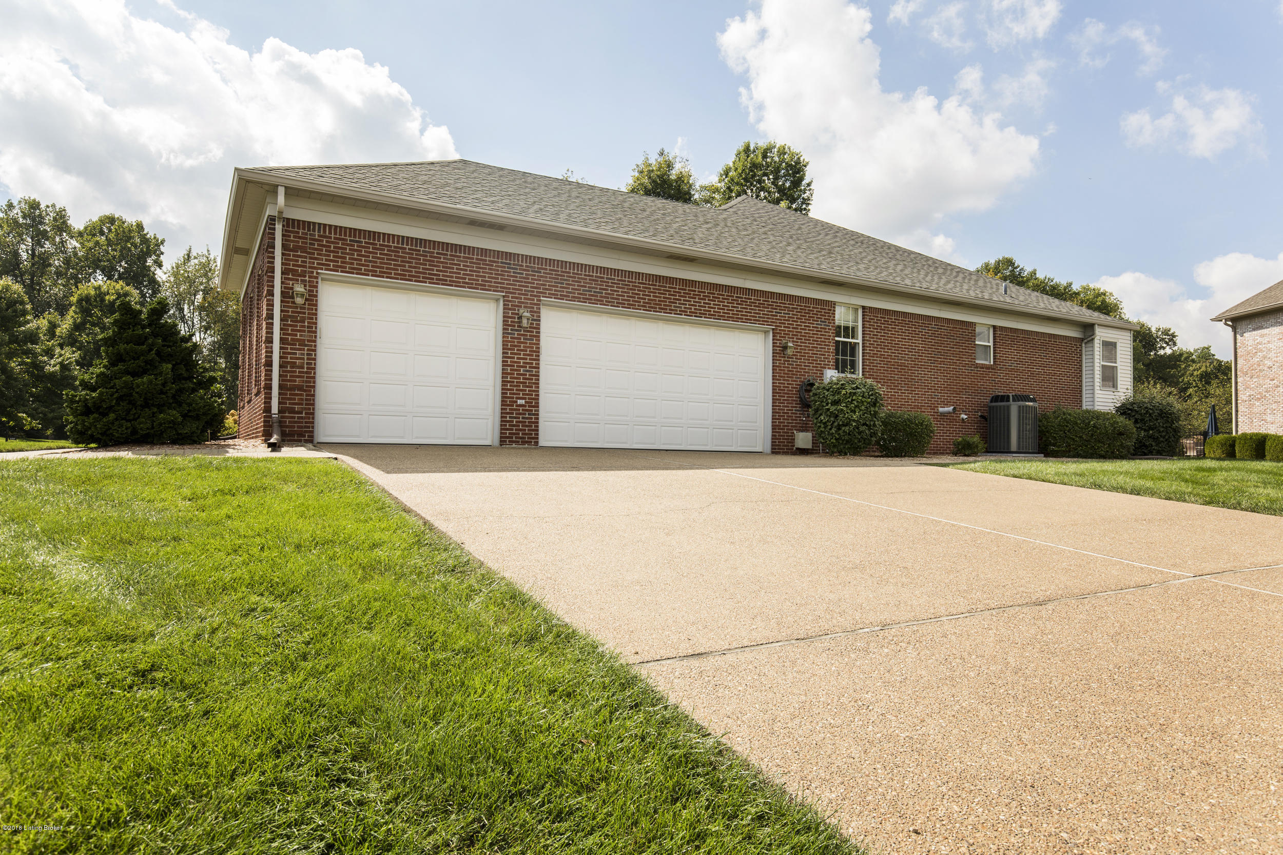 5740 Moser Farm Road Prospect, KY 40059 - Photo 52 of 64 52-garage