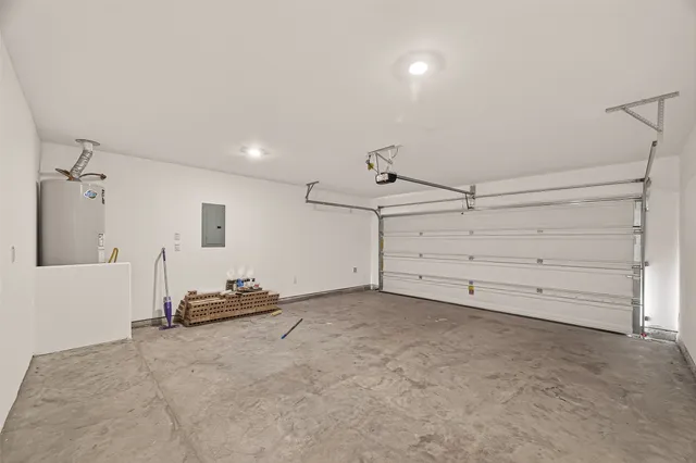 $2,100 | 1010 Schooner Street, Crosby, TX 77532