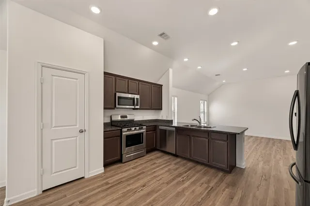 $2,100 | 1010 Schooner Street, Crosby, TX 77532