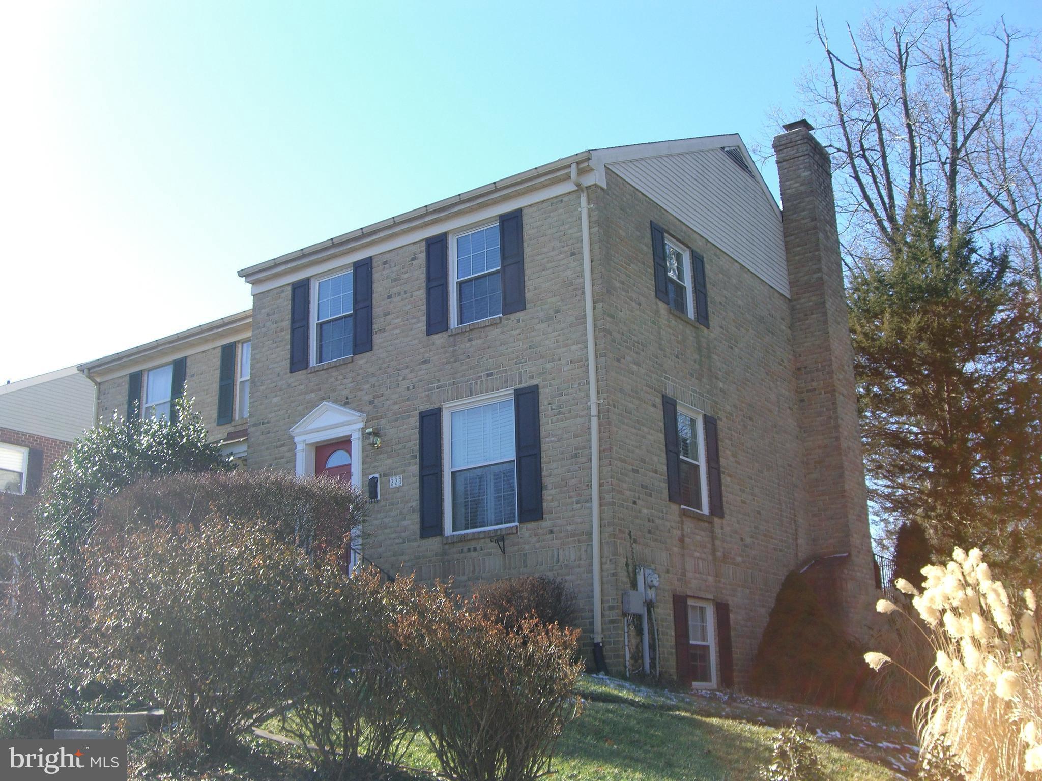 223 Georgetown Road Annapolis, MD 21403 - Photo 1 of 30 Exterior (Front)