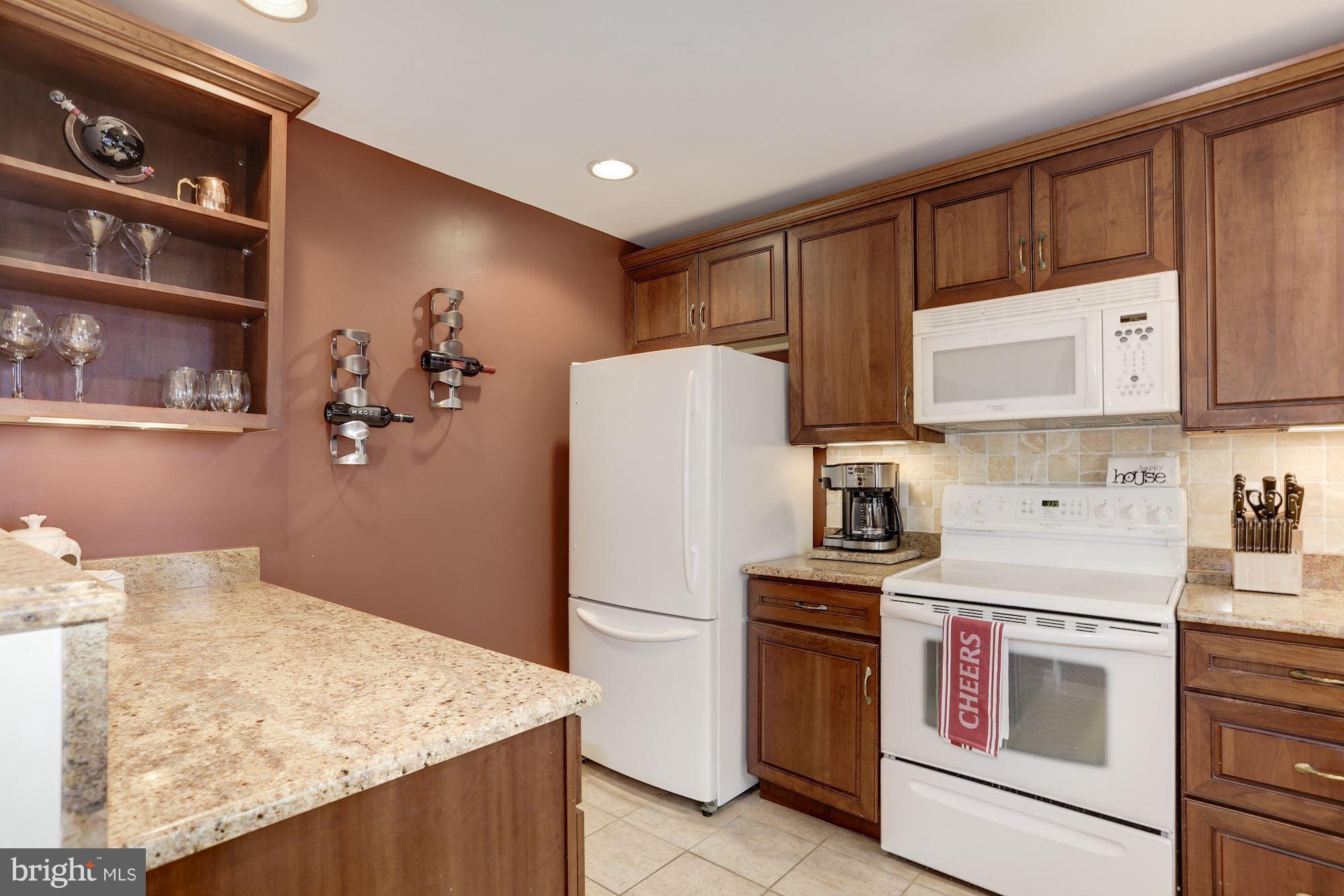 223 Georgetown Road Annapolis, MD 21403 - Photo 7 of 30 Kitchen