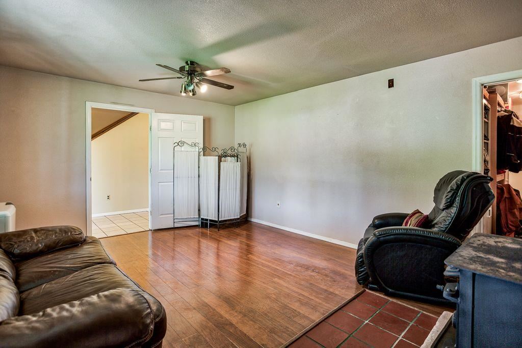 9682 Winegar Road Redding, CA 96003 - Photo 9 of 32 Gallery Image 9