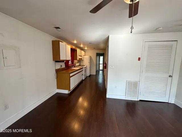 $2,200 | 143 8th Street, Keansburg, NJ 07734