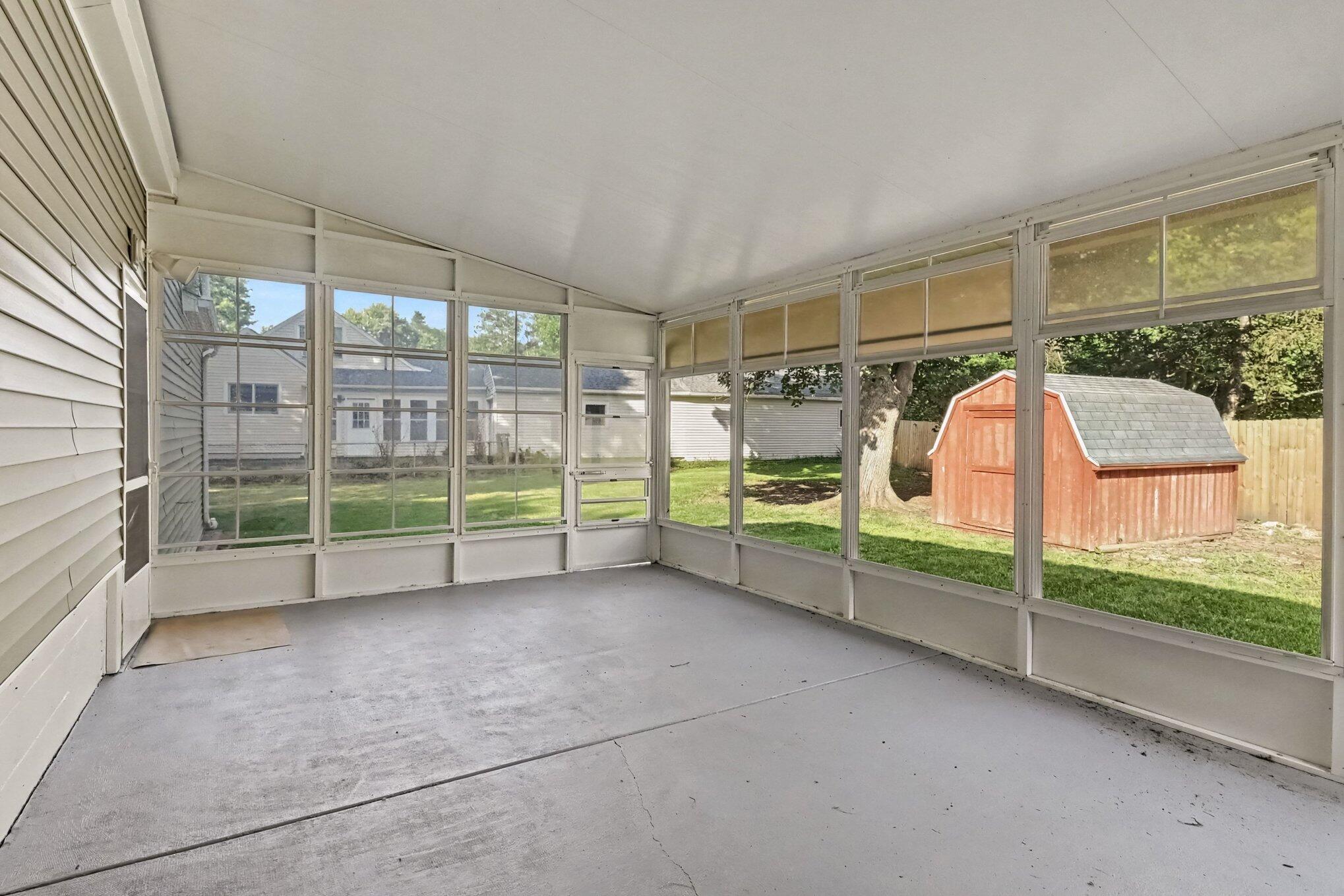 2531 Ashton Road Jackson, MI 49203 - Photo 15 of 30 015_file_9318