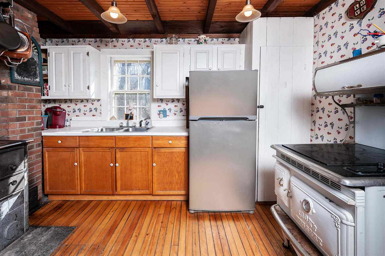 153 Pepperrell Road Kittery, ME 03905 - Photo 7 of 21