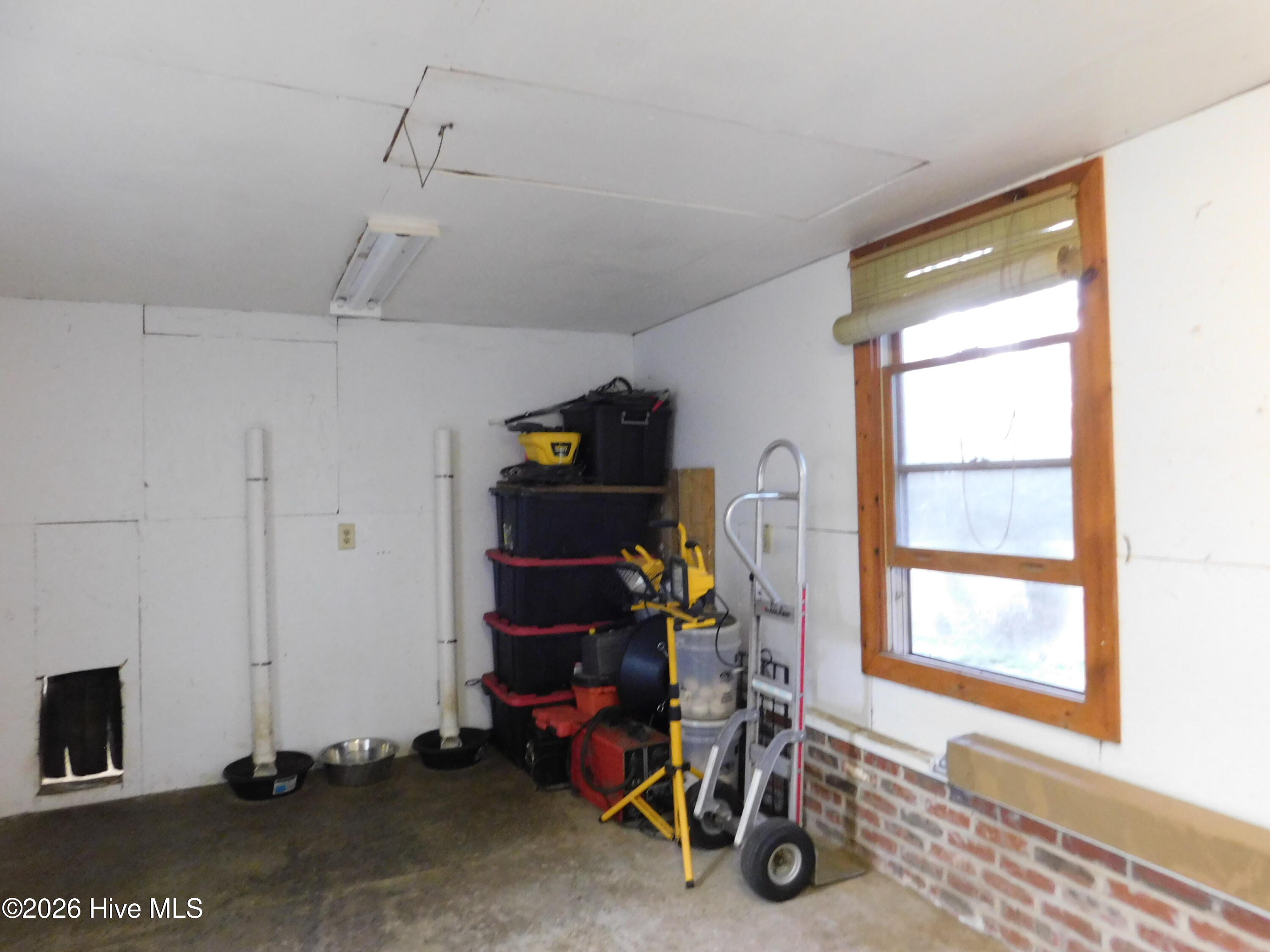 12581 Barnes Bridge Road Laurinburg, NC 28352 - Photo 45 of 52 Workshop off garage