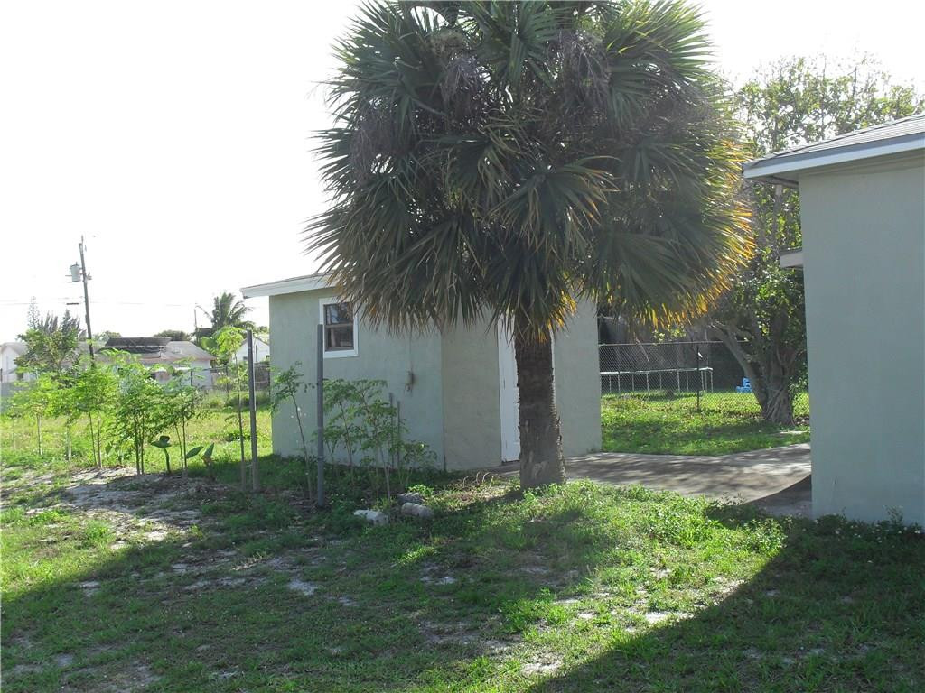 1409 West 28th Street Riviera Beach, FL 33404 - Photo 4 of 13 Photo 4