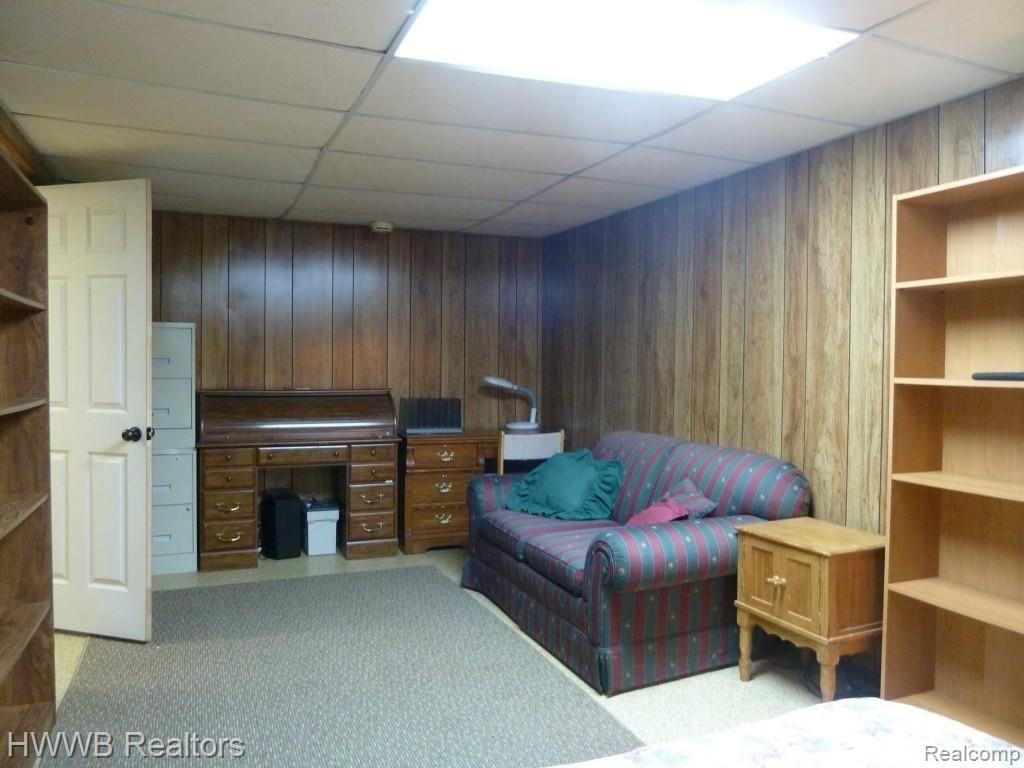 18700 Gill Road Livonia, MI 48152 - Photo 33 of 40 Lower Level