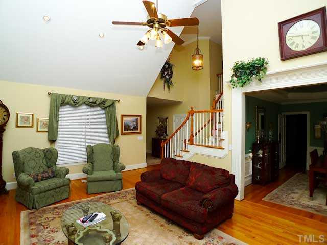 7205 Tanbark Way Raleigh, NC 27615 - Photo 5 of 25 Living Room