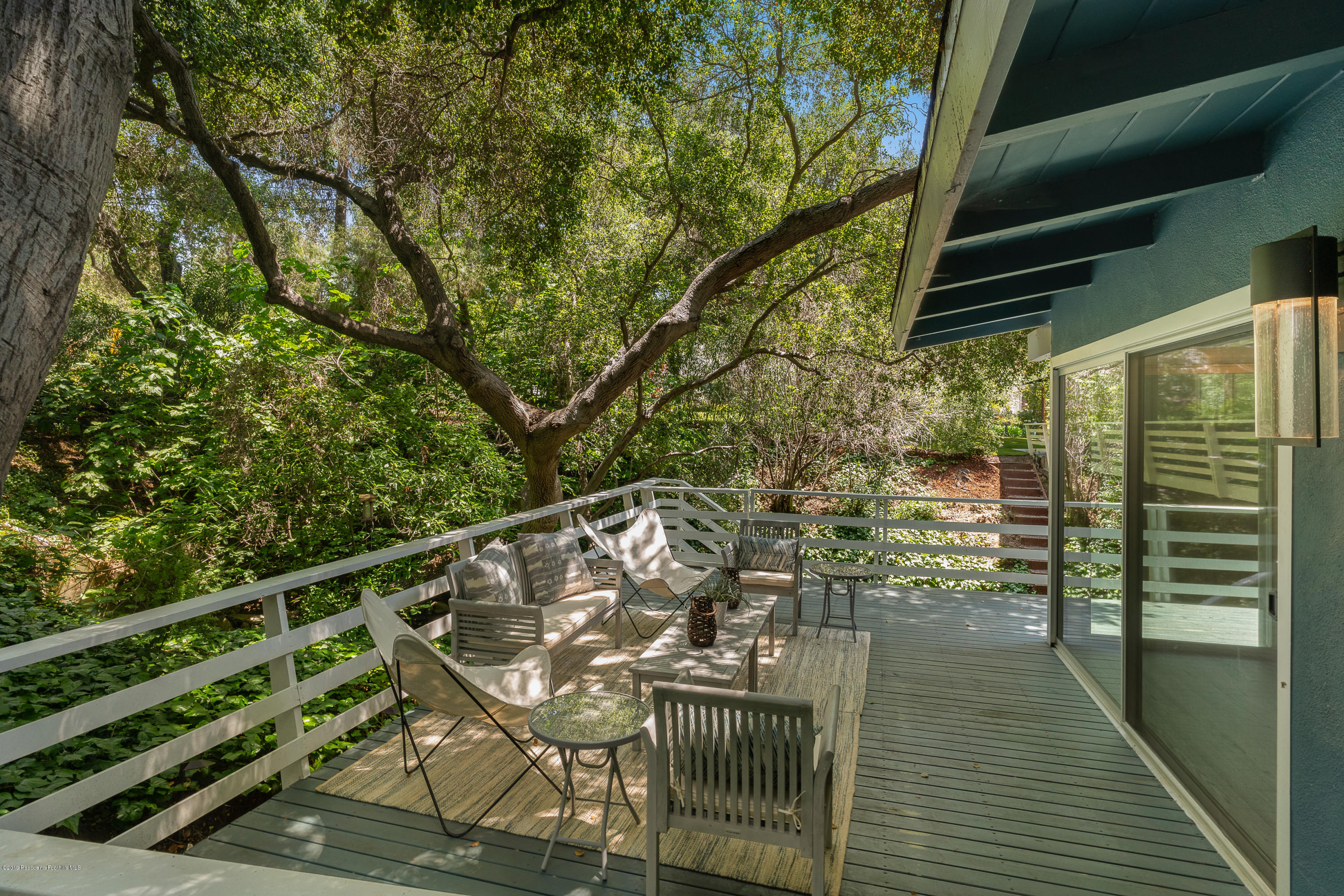 875 Laguna Road Pasadena, CA 91105 - Photo 23 of 31 egpimaging_875Laguna_023_HIGHRES