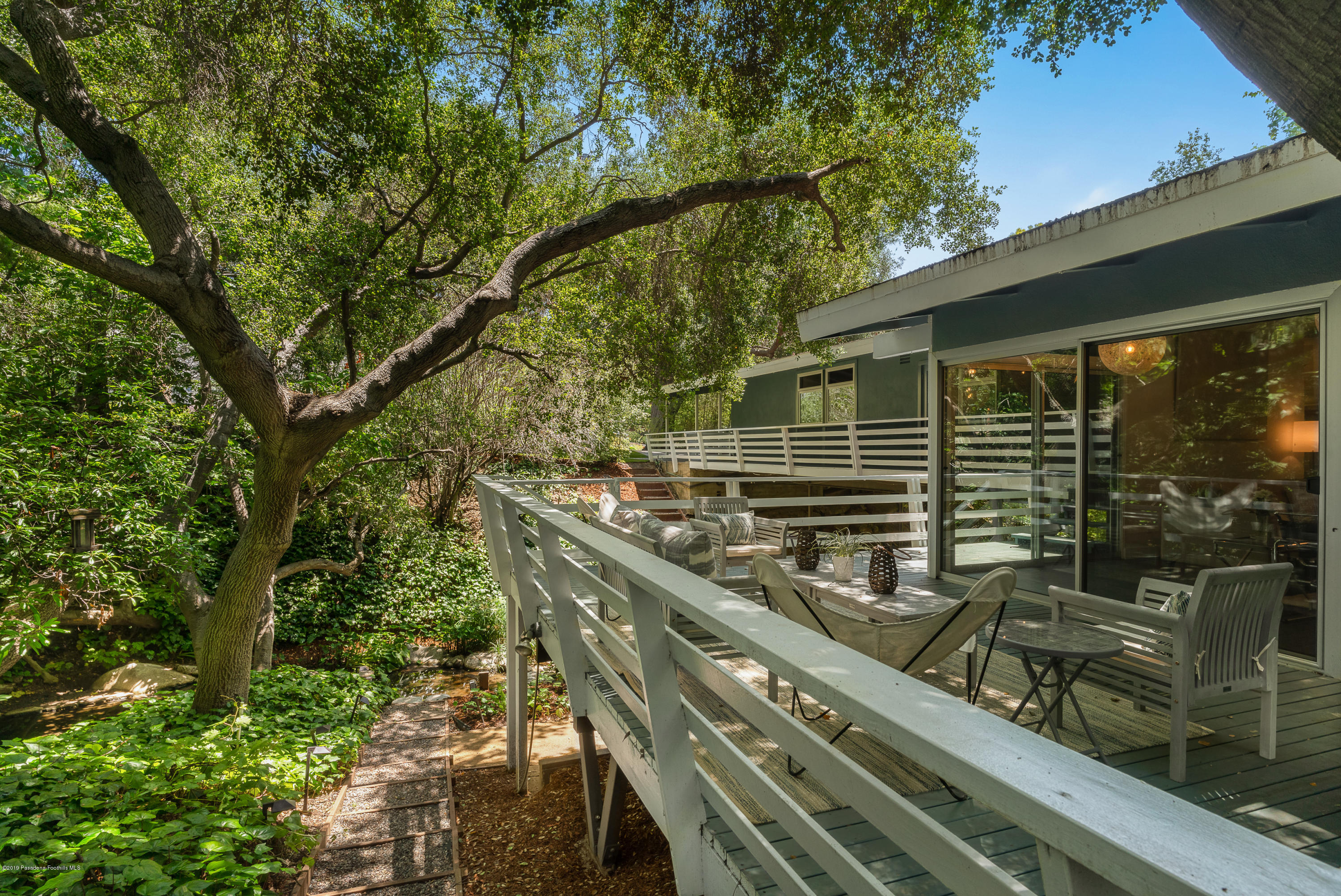 875 Laguna Road Pasadena, CA 91105 - Photo 24 of 31 egpimaging_875Laguna_024_HIGHRES