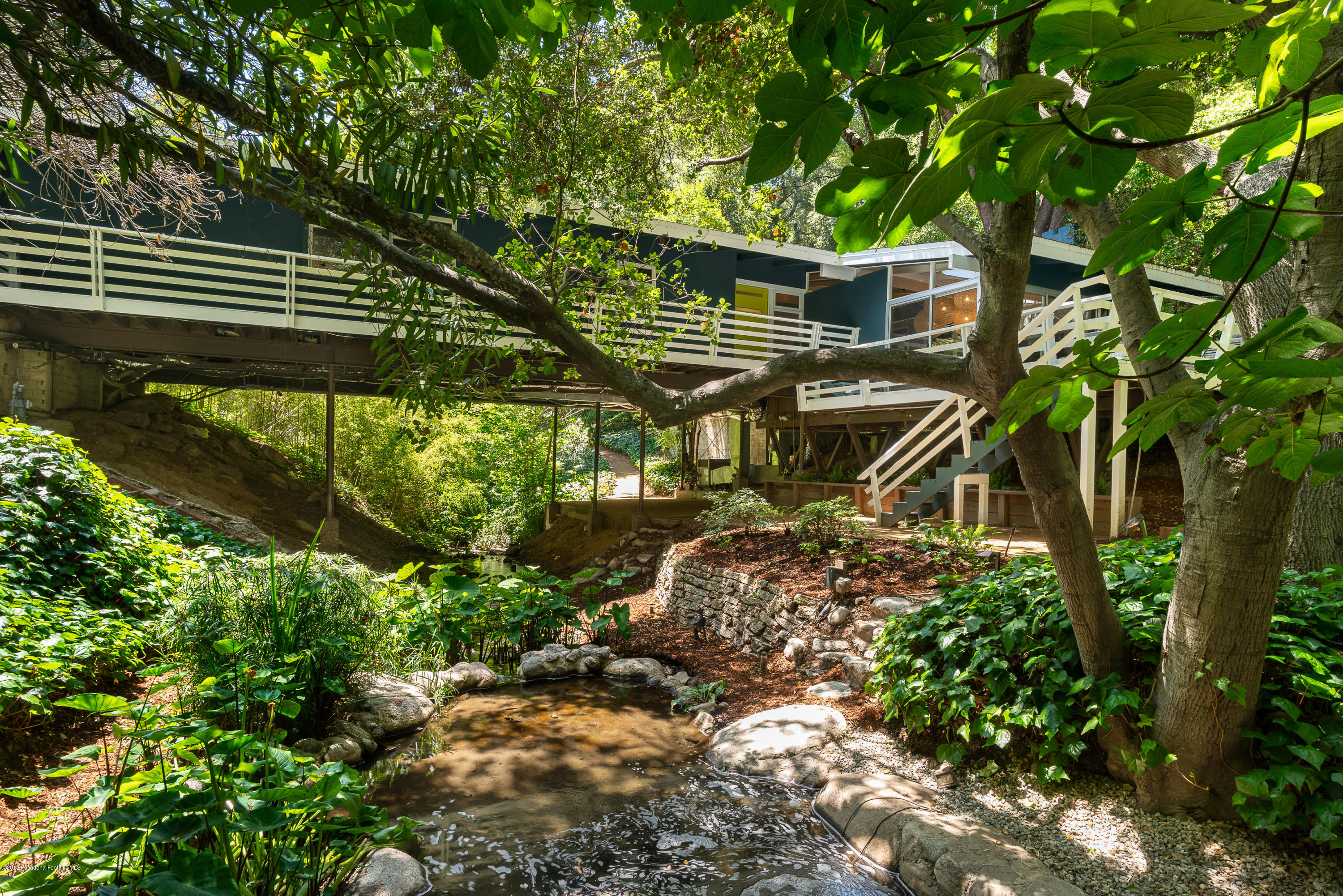 875 Laguna Road Pasadena, CA 91105 - Photo 25 of 31 egpimaging_875Laguna_025_HIGHRES