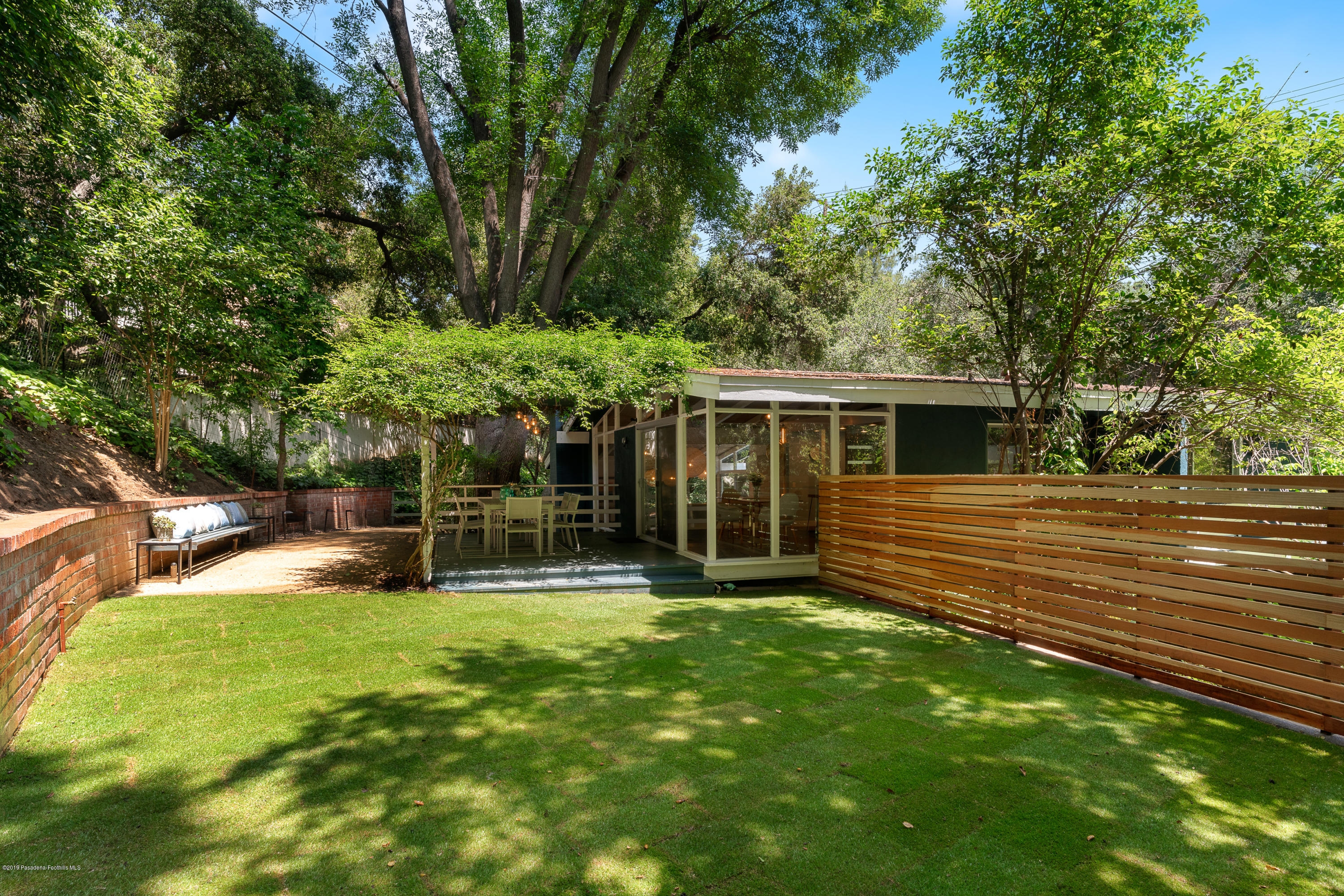 875 Laguna Road Pasadena, CA 91105 - Photo 28 of 31 egpimaging_875Laguna_028_HIGHRES