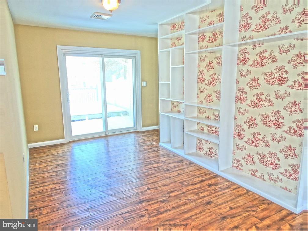 445 Carlton Road Hershey, PA 17033 - Photo 8 of 25 Gallery Image 8