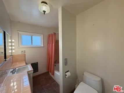 $1,900,000 | 12207 Palms Boulevard, Los Angeles, CA 90066