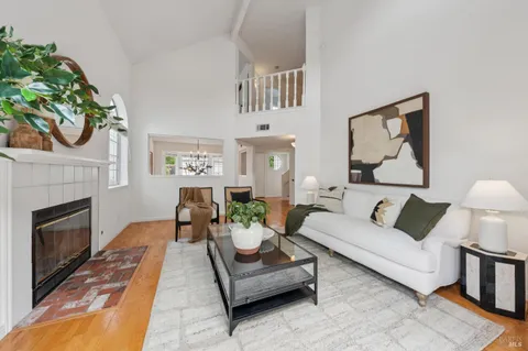 $1,100,000 | 154 Ignacio Valley Circle, Novato, CA 94949