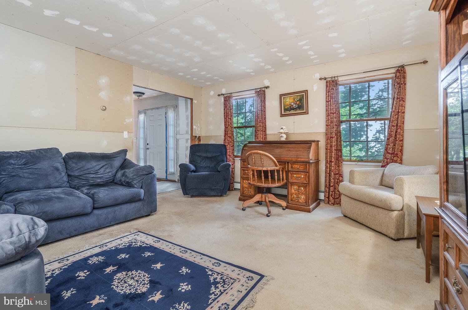 144 Van Dyke Road Hopewell, NJ 08525 - Photo 4 of 22 FAMILY ROOM
